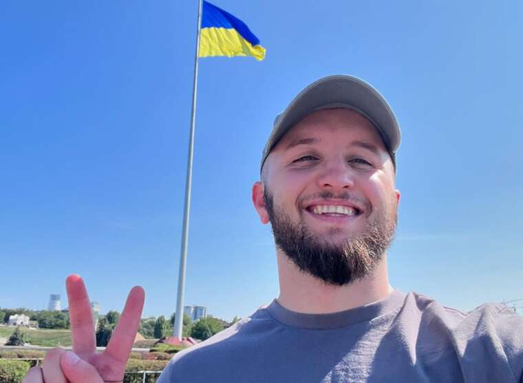 Назар Смык, волонтер