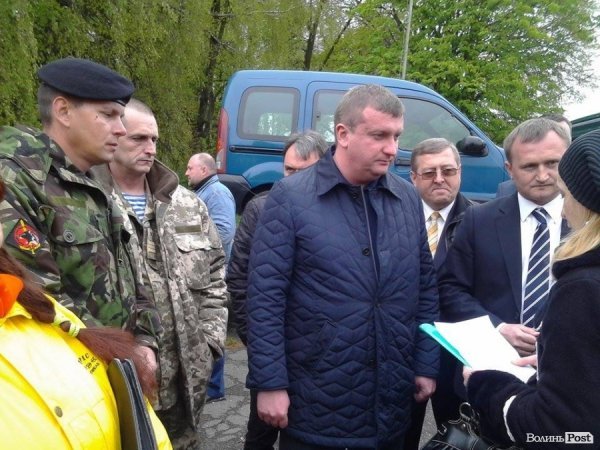 Волинянка відібрала житло чоловіка, поки той був на війні. ФОТО Волинянка відібрала житло чоловіка, поки той був на війні. ФОТО