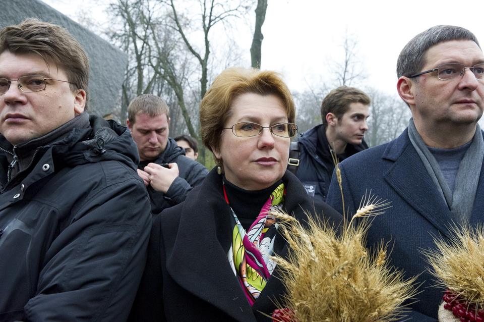 :  , Faceebok dqxikeidqxidqeant