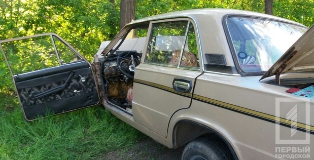 01233050_01232822_fe52af7b5972b0de47d32fea6ea159d7_