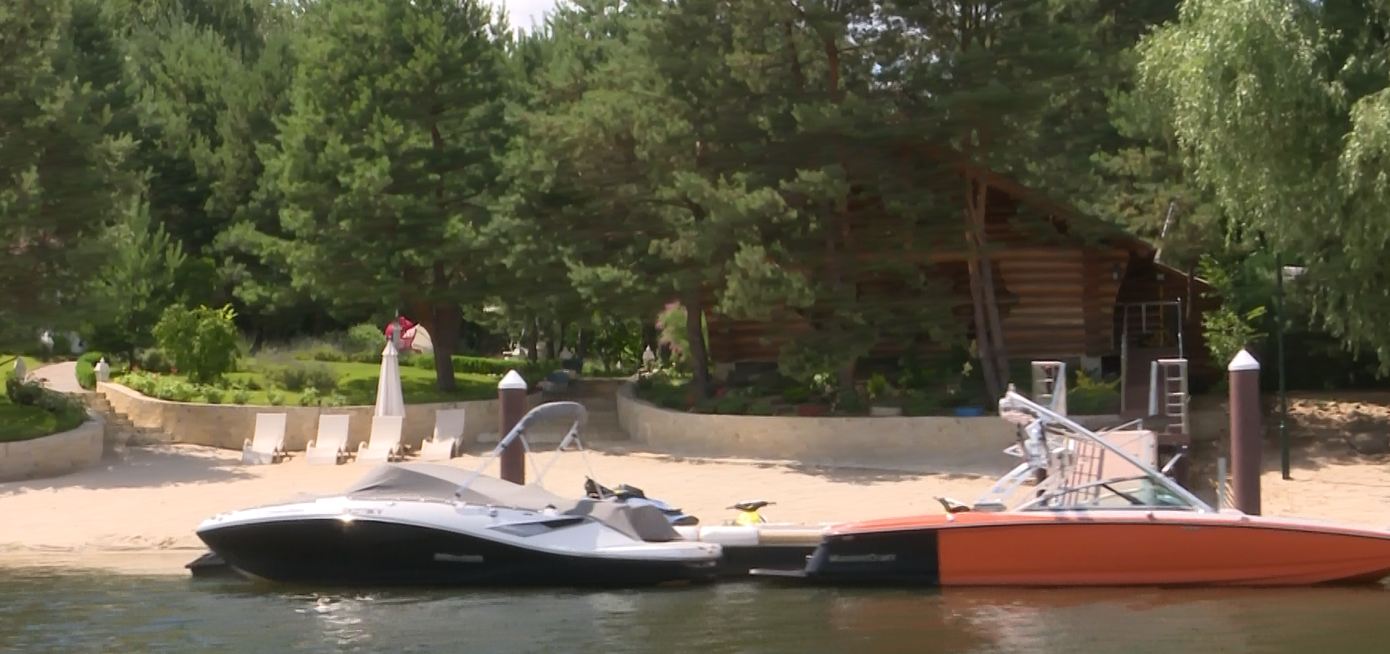 13 пляж і човни