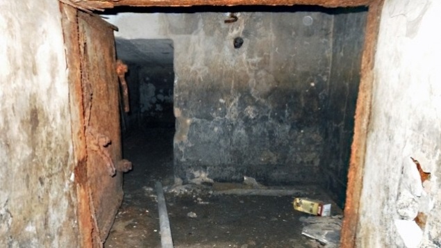 ϳ  ,           쳿 (   «    »)