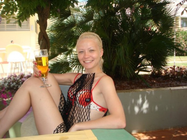 Чим займаються жінки ватажків міфічної "Новоросії" - фото 7 Чим займаються жінки ватажків міфічної "Новоросії" - фото 7