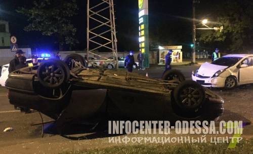 Грузина, устроившего аварию в Одессе, отбили у полиции его земляки