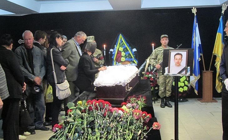 Родина атошника, вбитого Грушниками: За Надю радіємо, але дуже прикро… - фото 2 Родина атошника, вбитого Грушниками: За Надю радіємо, але дуже прикро… - фото 2 dqxikeidqxidqeant