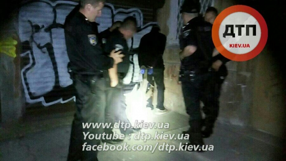 ЧП в Киеве на проспекте Победы: полиция задержала домушника на горячем. ФОТО dqxikeidqxidqeant