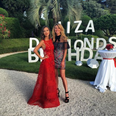 На вечеринке экс-невестки Ющенко и сестры Маши Ефросининой гостей развлекал Григорий Лепс На вечеринке экс-невестки Ющенко и сестры Маши Ефросининой гостей развлекал Григорий Лепс