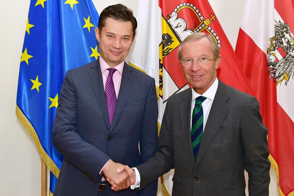      ³  (Wilfried Haslauer),  .   Facebook   dqxikeidqxidqrant