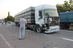 Под Николаевом пьяный водитель зерновоза врезался в микроавтобус с пассажирами: 2 человека погибло, еще 10 тяжело ранены - Copyright https://news.pn