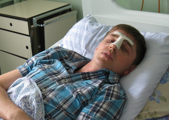 В Житомирской областной больнице тесть больного избил заведующего реанимацией dqxikeidqxidqeant