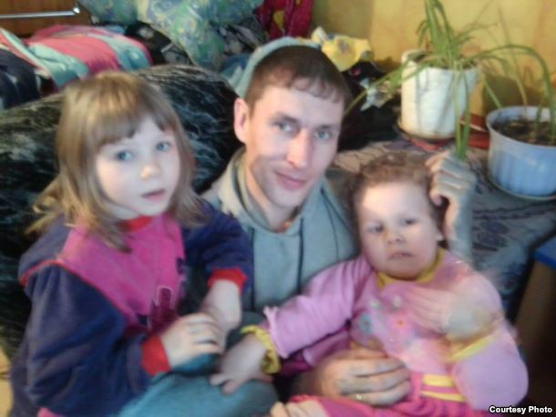 Вячеслав Абдуллин со своими детьми dqxikeidqxidqrant