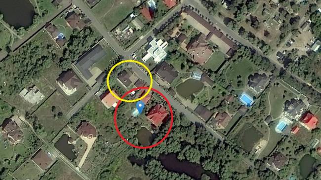 Судья подарила дом с землей в Козине рядом с собственным имением Судья подарила дом с землей в Козине рядом с собственным имением