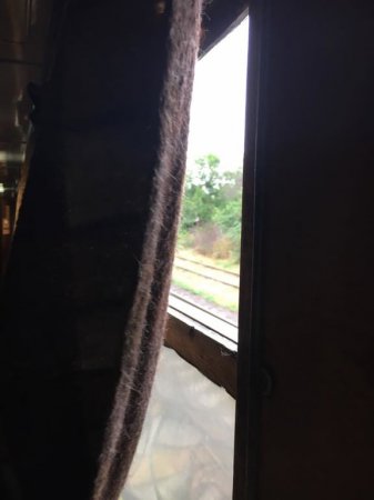 Замість кондиціонерів: у мережі показали "інновації" "Укрзалізниці" (ФОТО) Замість кондиціонерів: у мережі показали "інновації" "Укрзалізниці" (ФОТО) dqxikeidqxidqeant