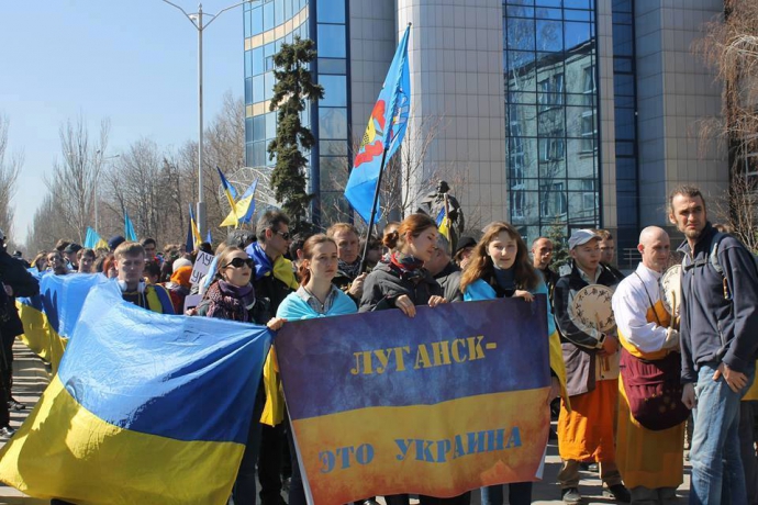 Силовики готовили штурм сепаратистов в Луганске, но получили приказ отойти - очевидец (1) dqxikeidqxidqrant