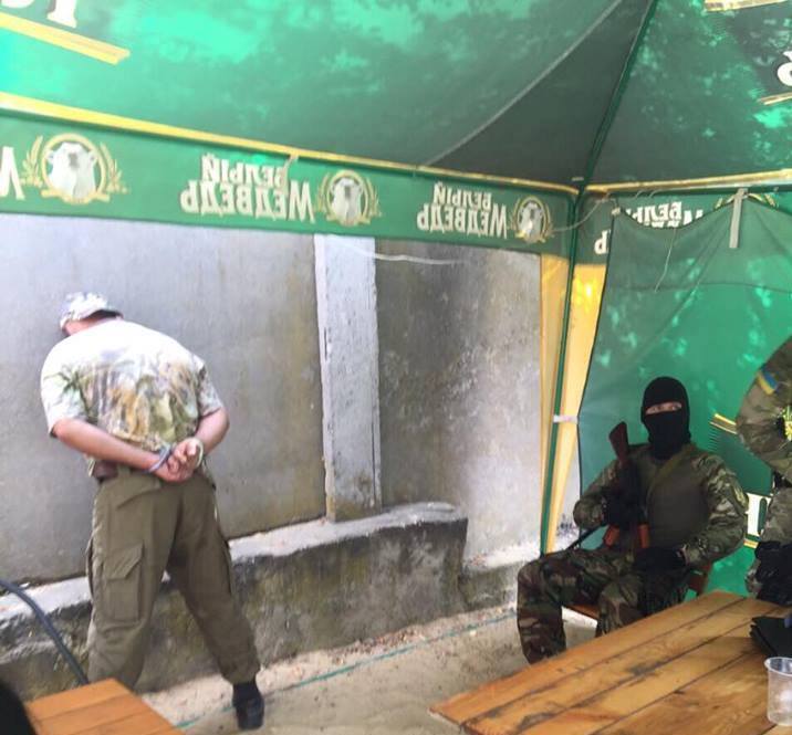 14237743_704123183070078_6684221425316122406_n dqxikeidqxidqeant