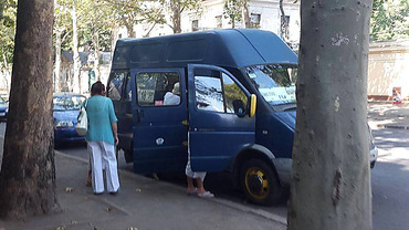 Выступать против львовского мусора под мэрию Николаева пенсионеров свозили на микроавтобусах - Copyright https://news.pn dqxikeidqxidqrant