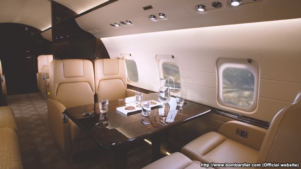 Інтер’єр літака Bombardier Challenger 850