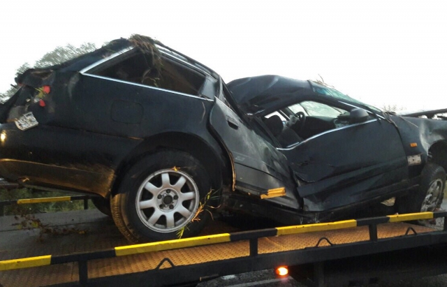 Вночі під Мукачевом 3 молодиків перекинулися на Audi, один загинув (ФОТО)