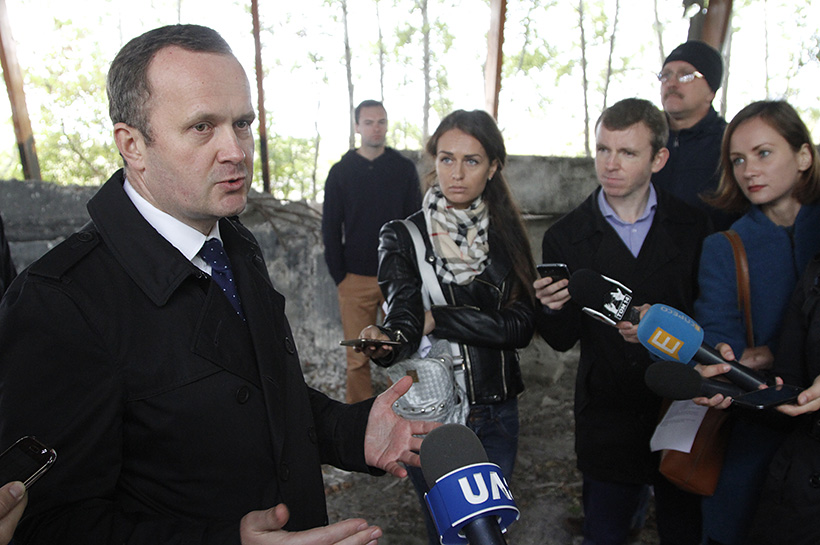 Утилизация отходов происходит исключительно на бумагах