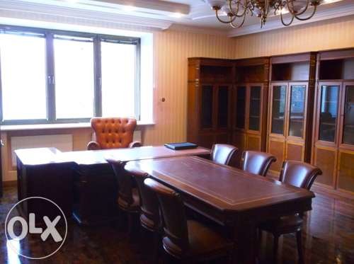 Офіс Партії регіонів продають за 400 мільйонів