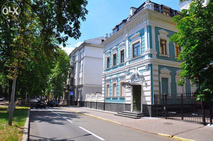 Офіс Партії регіонів продають за 400 мільйонів