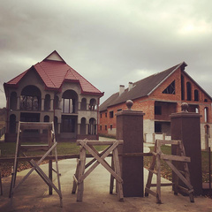 «Римские патриции почувствовали бы себя лохами»: на Закарпатье обнаружены огромные особняки контрабандистов - Copyright https://news.pn