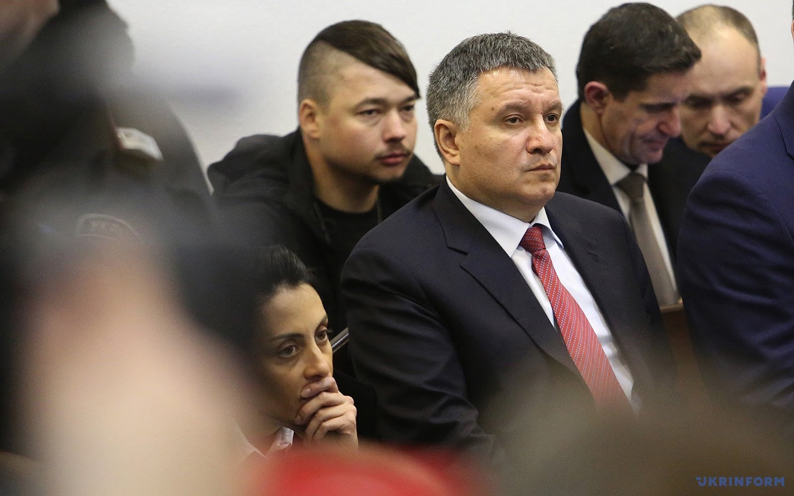 Хатия Деканоидзе и Арсен Аваков во время заседания Апелляционного суда Киева по делу патрульного Нацполиции Сергея Олейника Хатия Деканоидзе и Арсен Аваков во время заседания Апелляционного суда Киева по делу патрульного Нацполиции Сергея Олейника