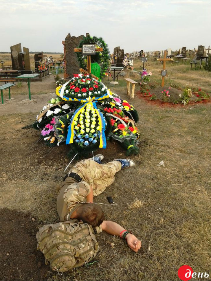 Історія фото. Наодинці з другом - фото 1 Історія фото. Наодинці з другом - фото 1 dqxikeidqxidqeant