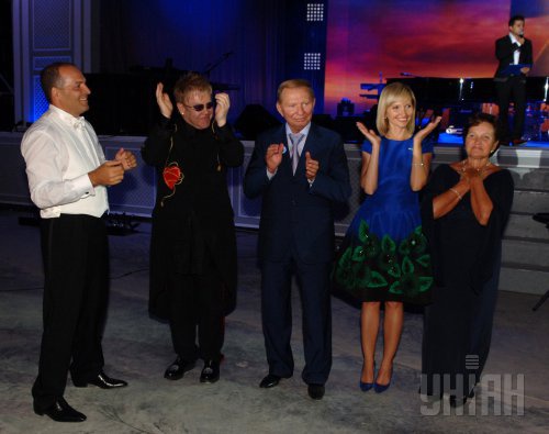 144548_649_500 144548_649_500