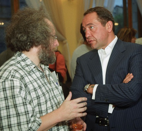   « »        « »      -