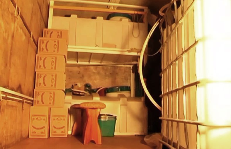 Житомирские налоговики задержали передвижной цех по разливу нелегальной водки dqxikeidqxidqeant