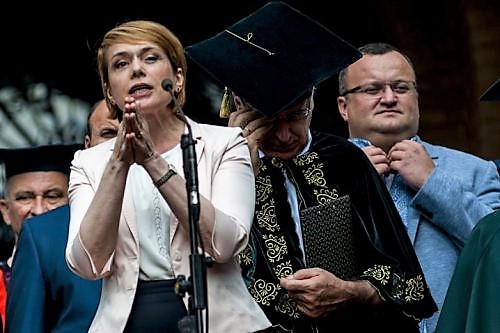 Гриневич в оппозиции dqxikeidqxidqrant