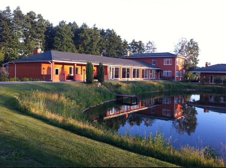 двір dqxikeidqxidqeant