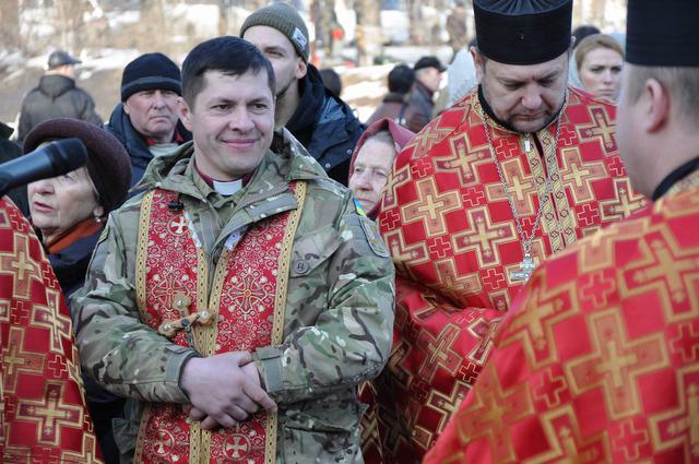Панихида по Героям Небесной Сотни прошла в центре Киева 14 Панихида по Героям Небесной Сотни прошла в центре Киева 14
