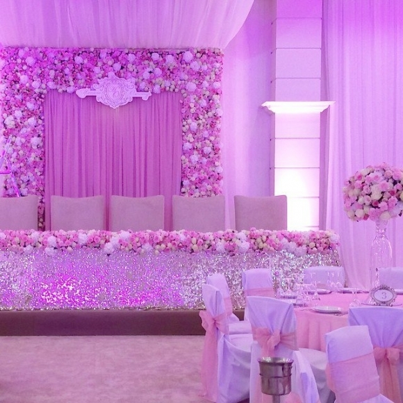 Vip-свадьба дочери львовского таможенника: миллионы роз и столы в камнях Сваровски - фото 8