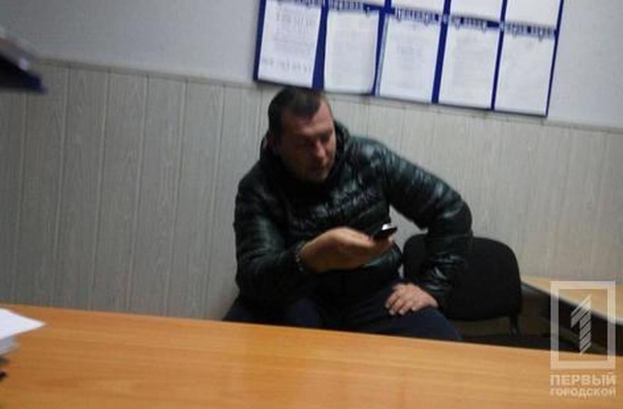 фото http://1tv.kr.ua, пьяный чиновник dqxikeidqxidqrant