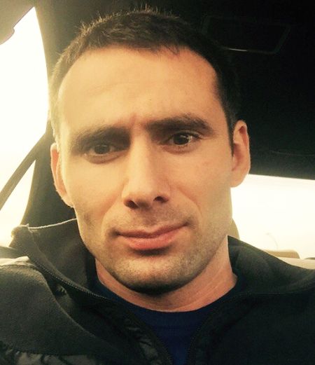 Сайхан Тамарілаєв, власник