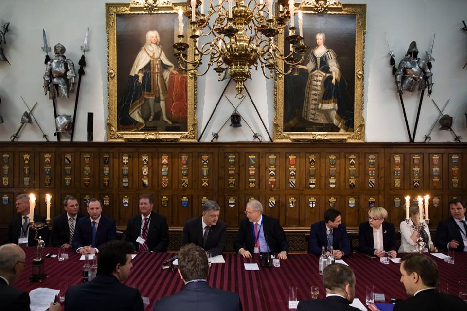 Порошенко в Лондоне рассказал о российском ультиматуме - 42992 Порошенко в Лондоне рассказал о российском ультиматуме - фото 42992 dqxikeidqxidqrant