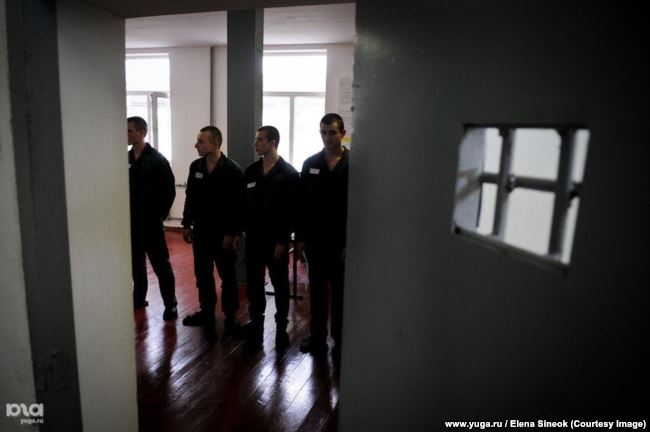 Заключенные в одной из российских колоний