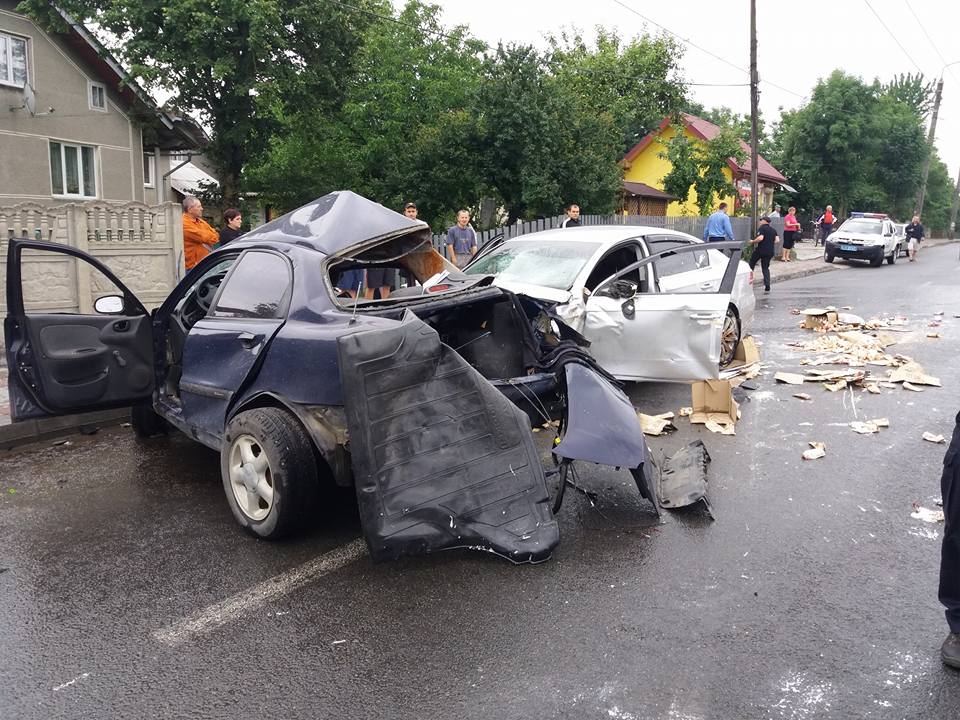 Фото з місця аварії