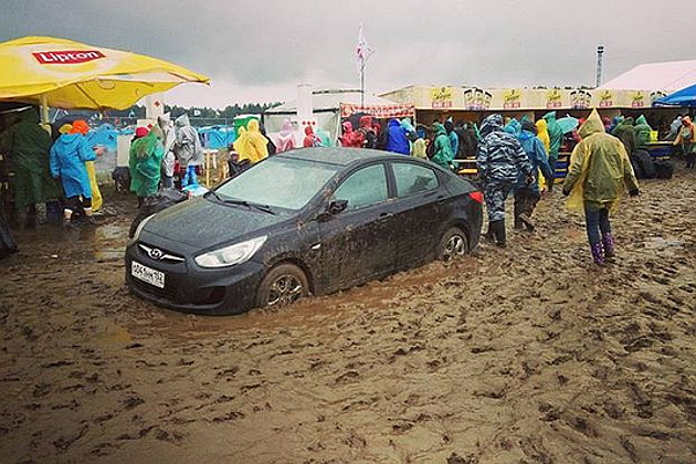 Фестиваль "НАШЕствие" утонул в грязи