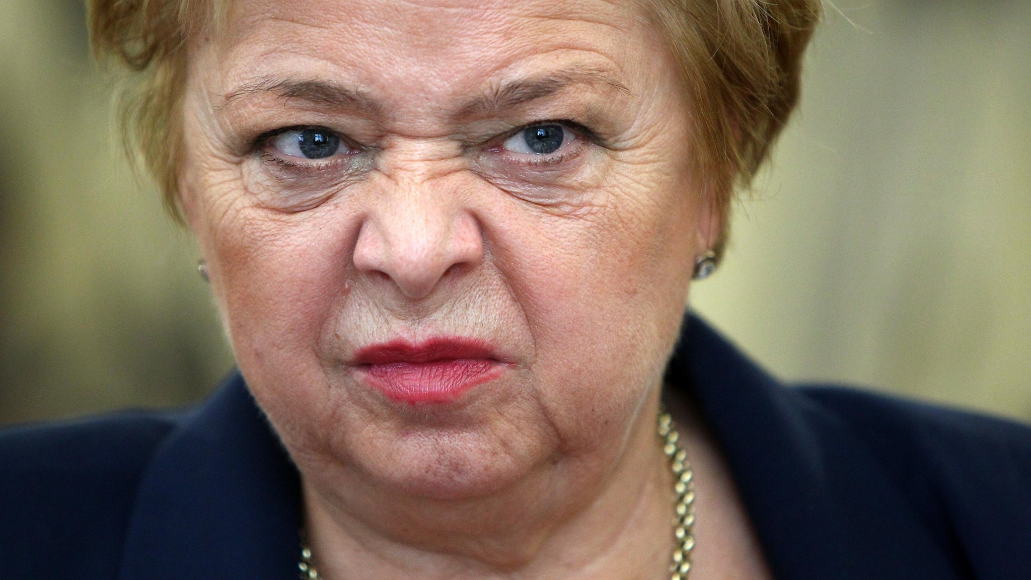 Малгожата Герсдорф була призначена на свою посаду 2014-му році. В разі втілення судової реформи, її зможуть легко усунути з посади