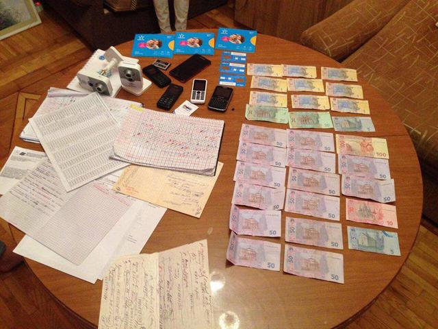 Правоохранители ликвидировали одну из крупнейших сетей борделей на Киевщине, - Нацполиция 04 Правоохранители ликвидировали одну из крупнейших сетей борделей на Киевщине, - Нацполиция 04