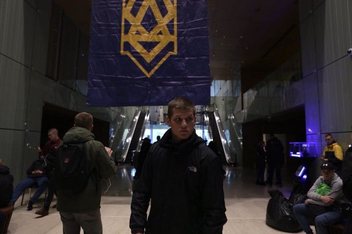 Націоналісти «взяли під свій контроль» вертолітний майданчик Януковича