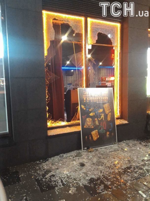 В Киеве неизвестные разгромили подпольное казино dqxikeidqxidqeant
