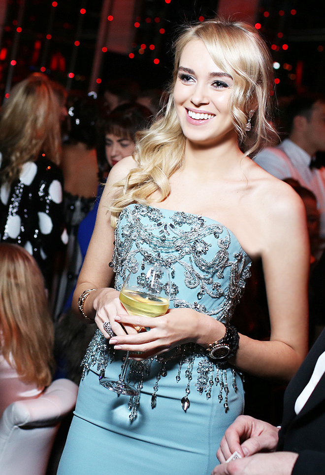 Ксения Сухинова