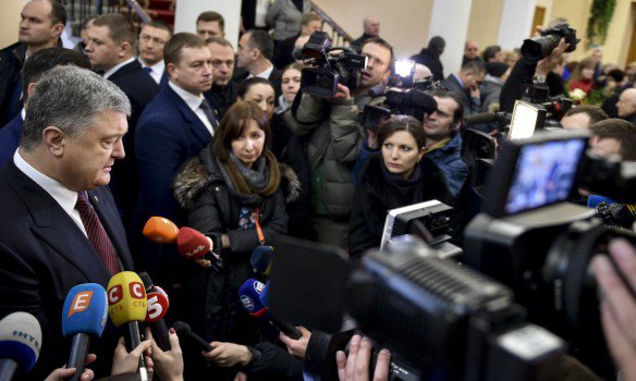 Петр Порошенко попрощался в Мирославом Поповичем dqxikeidqxidqrant