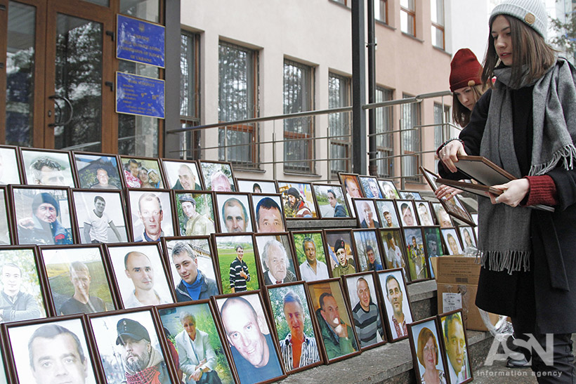 небесная, сотня, вккс, маселко, судьи, майдан, родственники, правосудие, мемориал dqxikeidqxidqeant