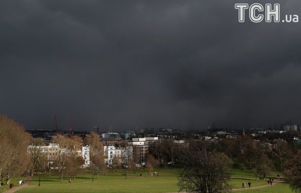 Массовые аварии, больше десятка жертв: в Европе бушует февральский холод