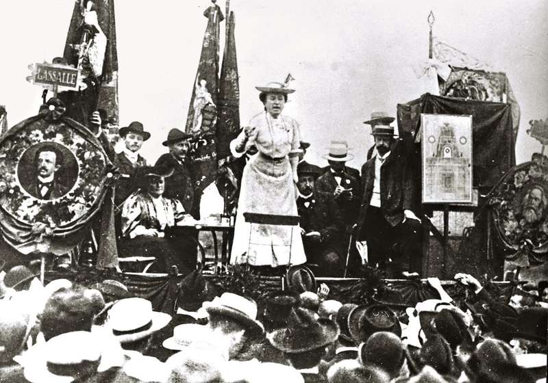 история праздника 8 марта